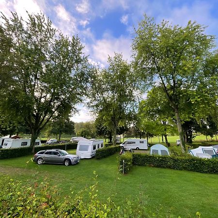 Camping Les Portes Du Perche Mamers 외부 사진