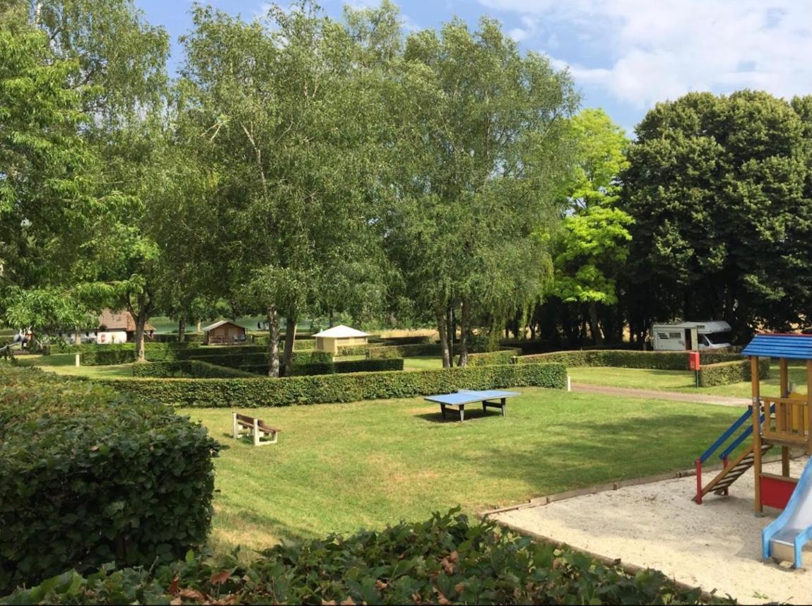 Camping Les Portes Du Perche Mamers 외부 사진